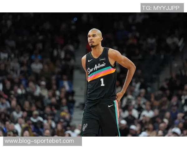 马刺轻松击败雄鹿战绩追平掘金重返西部第二名位置 马刺轻松击败雄鹿战绩追平掘金重返西部第二名位置