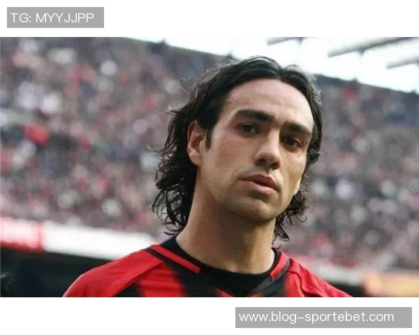 内斯塔谈圣西罗收购交易意大利足球缺乏皮耶罗和托蒂级别球员 内斯塔谈圣西罗收购交易意大利足球缺乏皮耶罗和托蒂级别球员